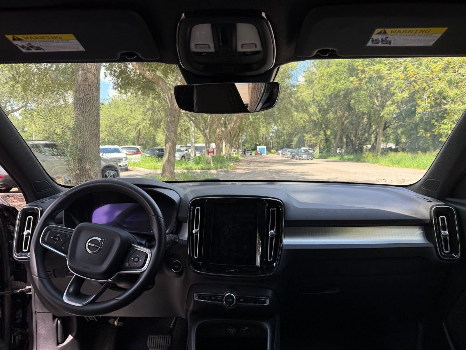 Thumbnail: 2024 Volvo XC40 - 27