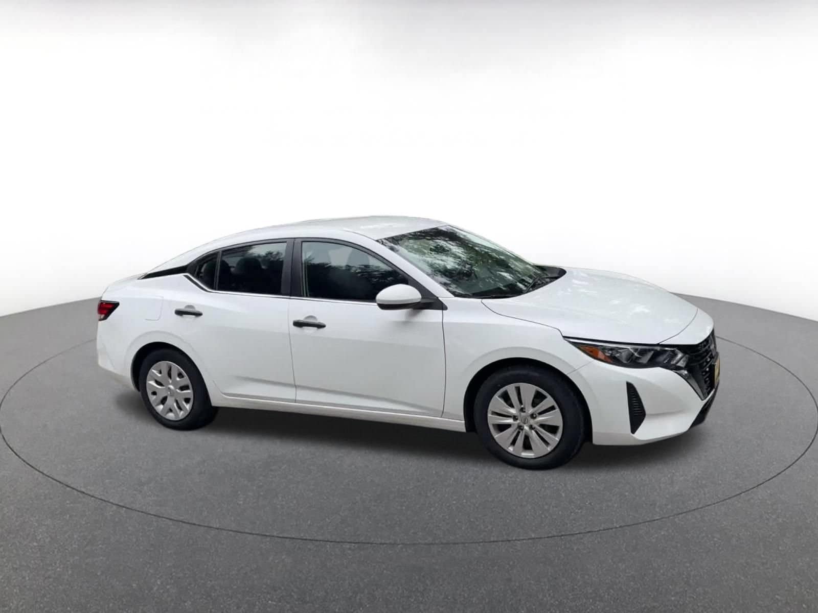 Thumbnail: 2025 Nissan Sentra - 2