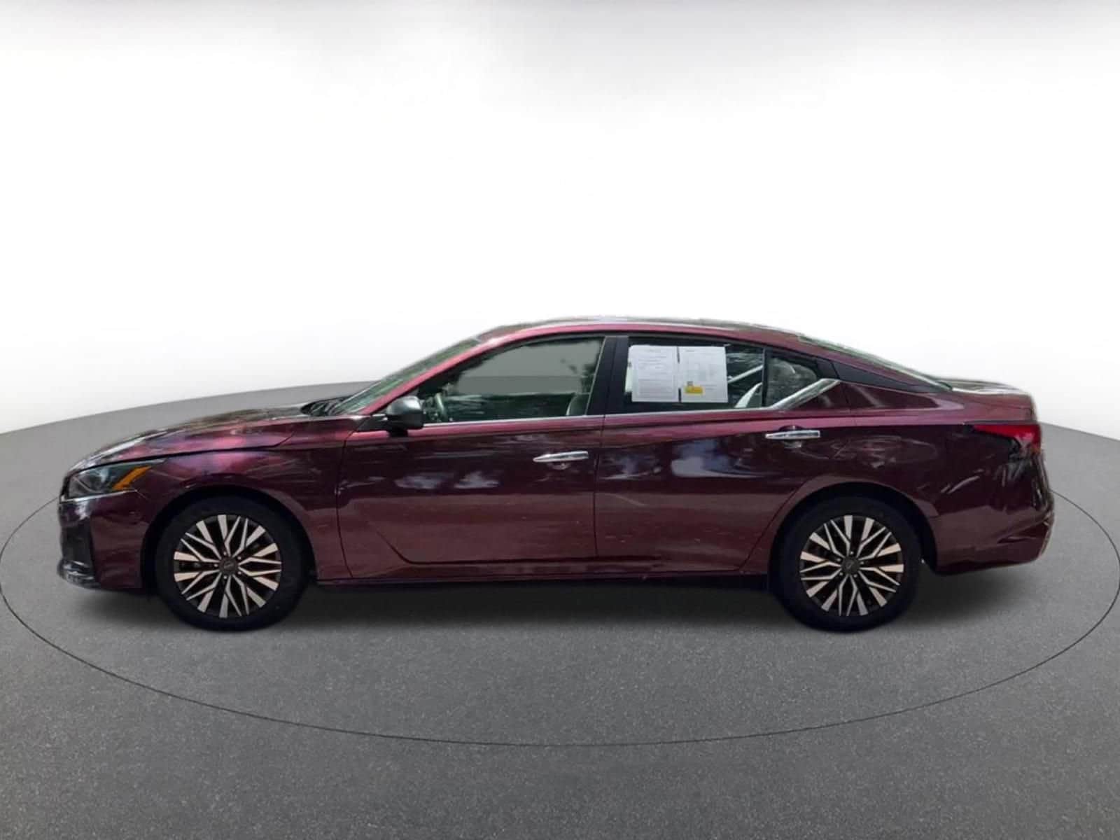 Thumbnail: 2025 Nissan Altima - 8