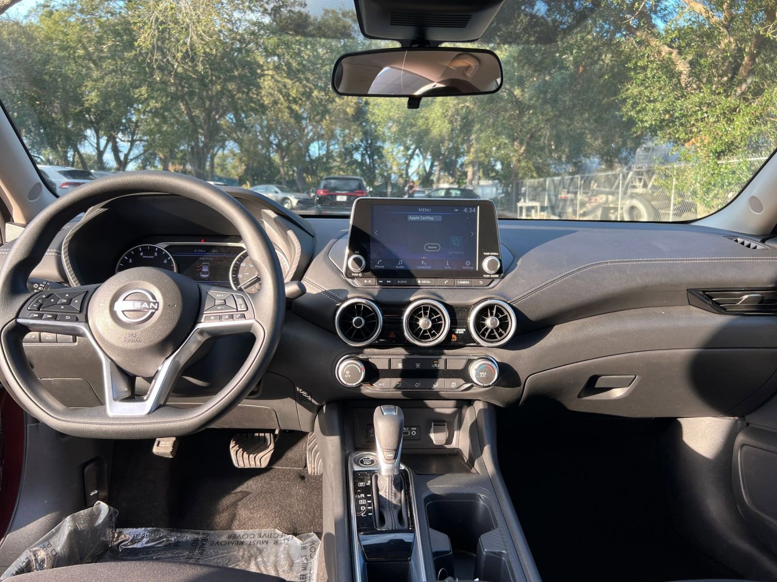 Thumbnail: 2025 Nissan Sentra - 27