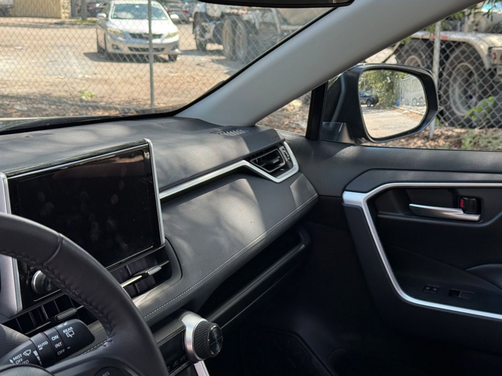 Thumbnail: 2024 Toyota RAV4 - 29