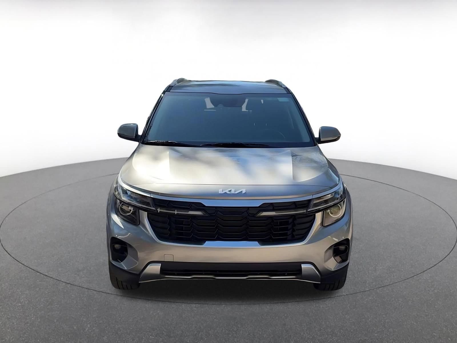 Thumbnail: 2025 Kia Seltos - 4