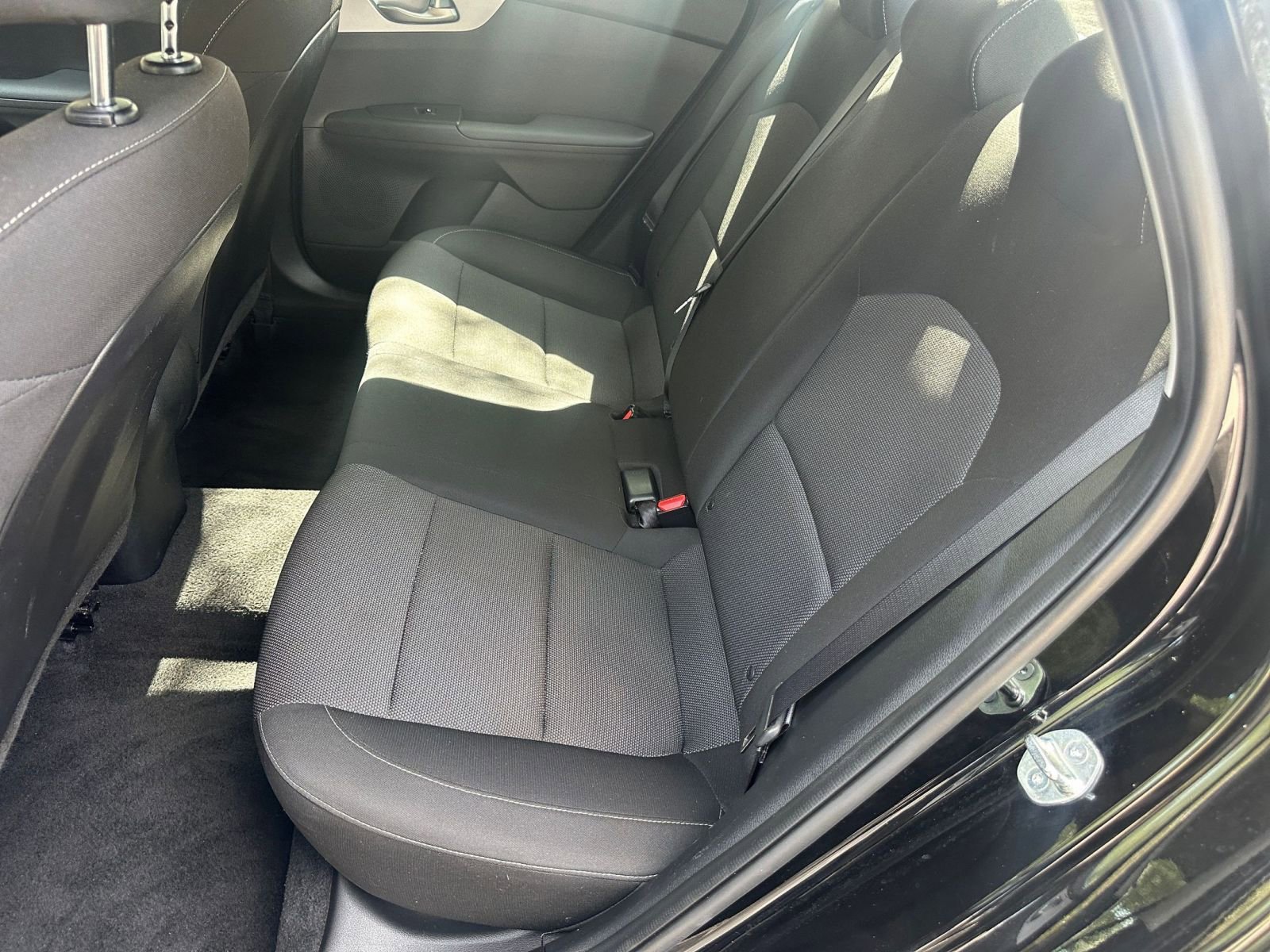 Thumbnail: 2024 Kia Forte - 31