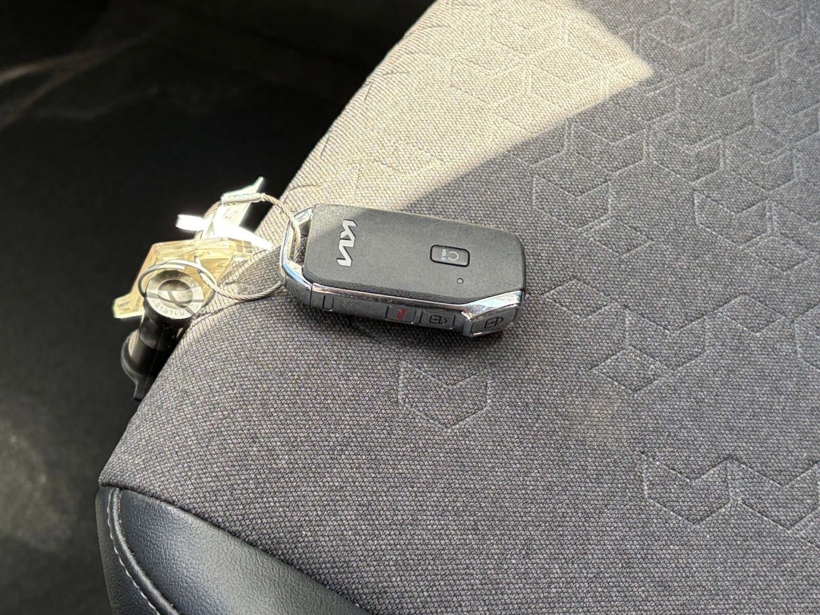 Thumbnail: 2025 Kia Seltos - 21