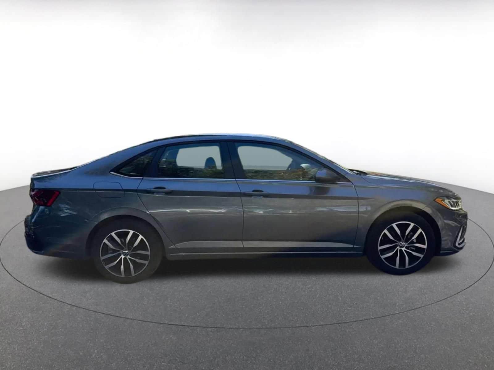 Thumbnail: 2025 Volkswagen Jetta - 16
