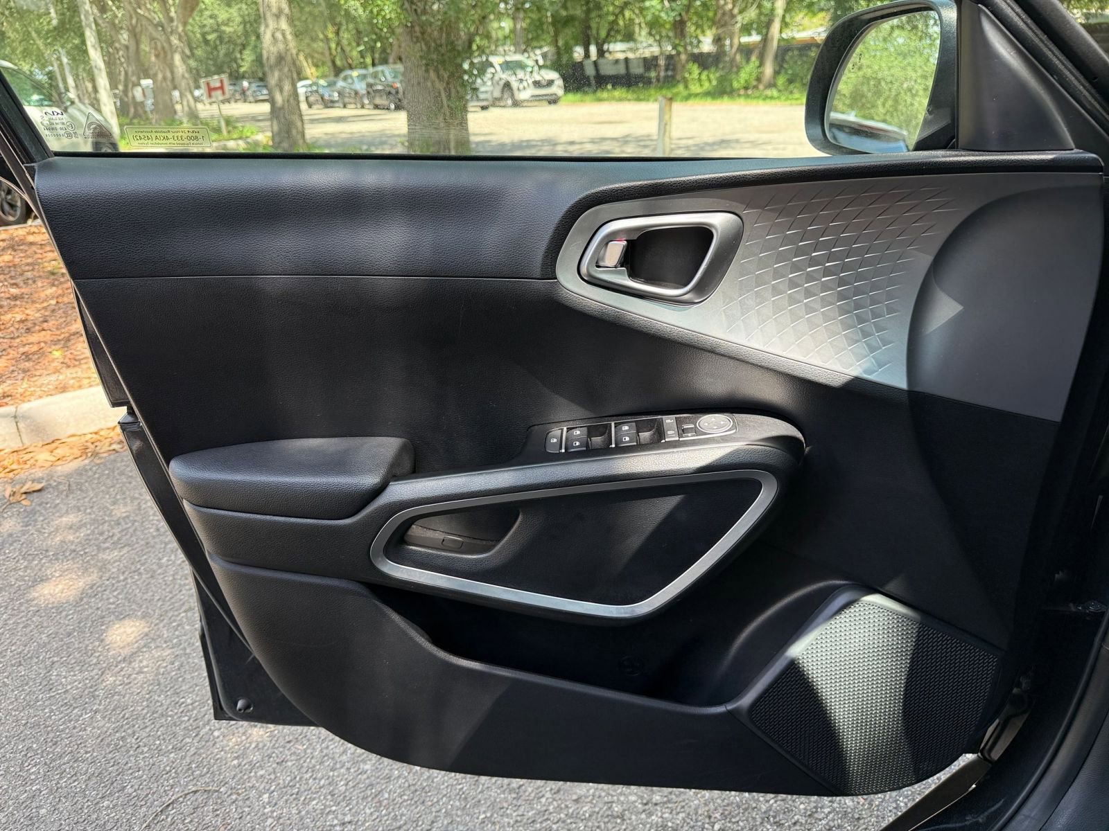 Thumbnail: 2025 Kia Soul - 18