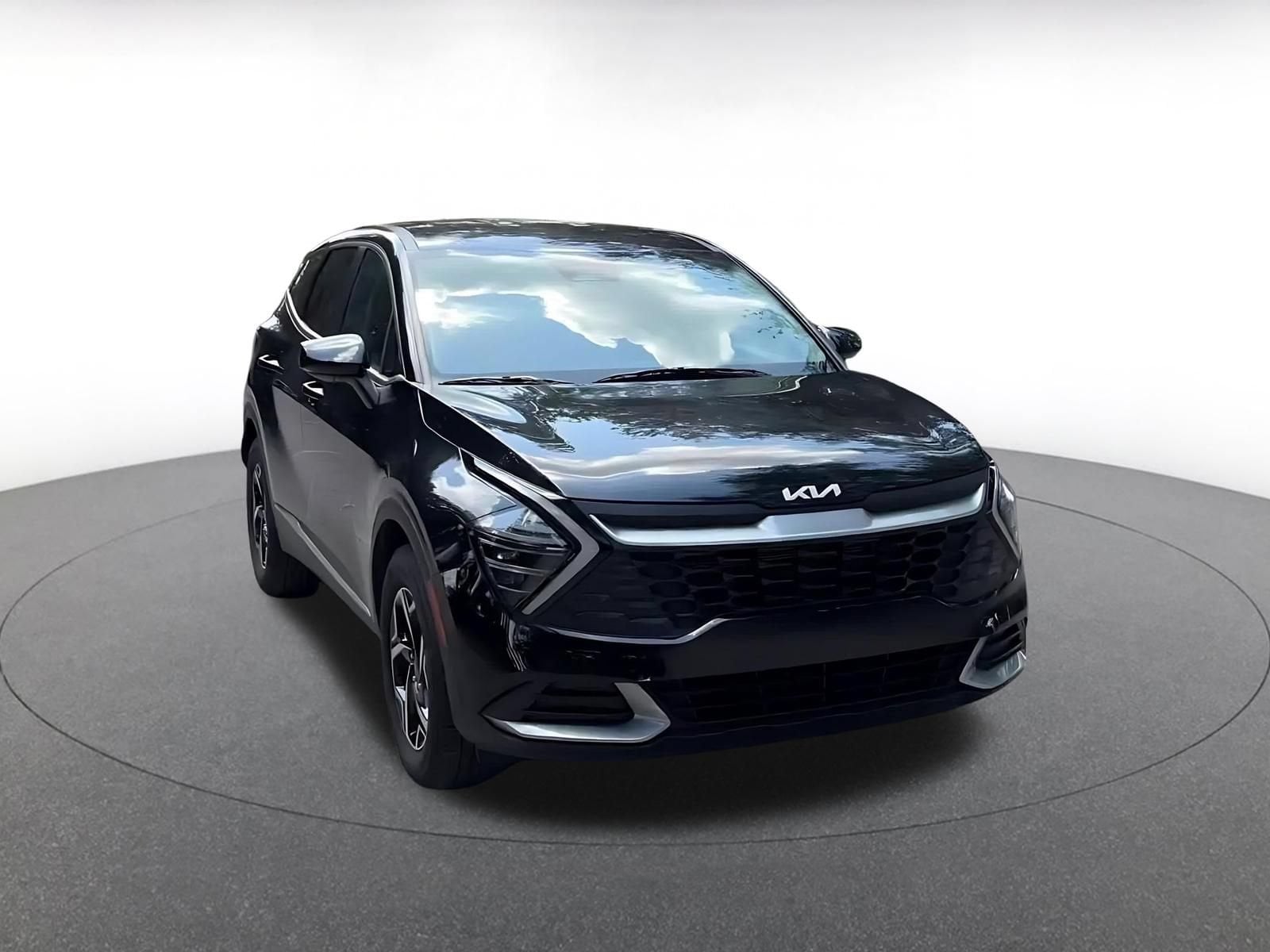 Thumbnail: 2025 Kia Sportage - 3