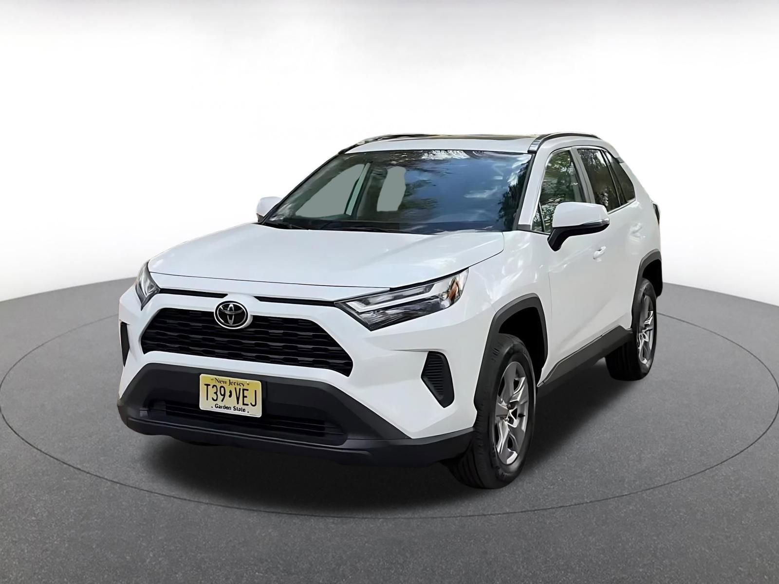 Thumbnail: 2025 Toyota RAV4 - 7