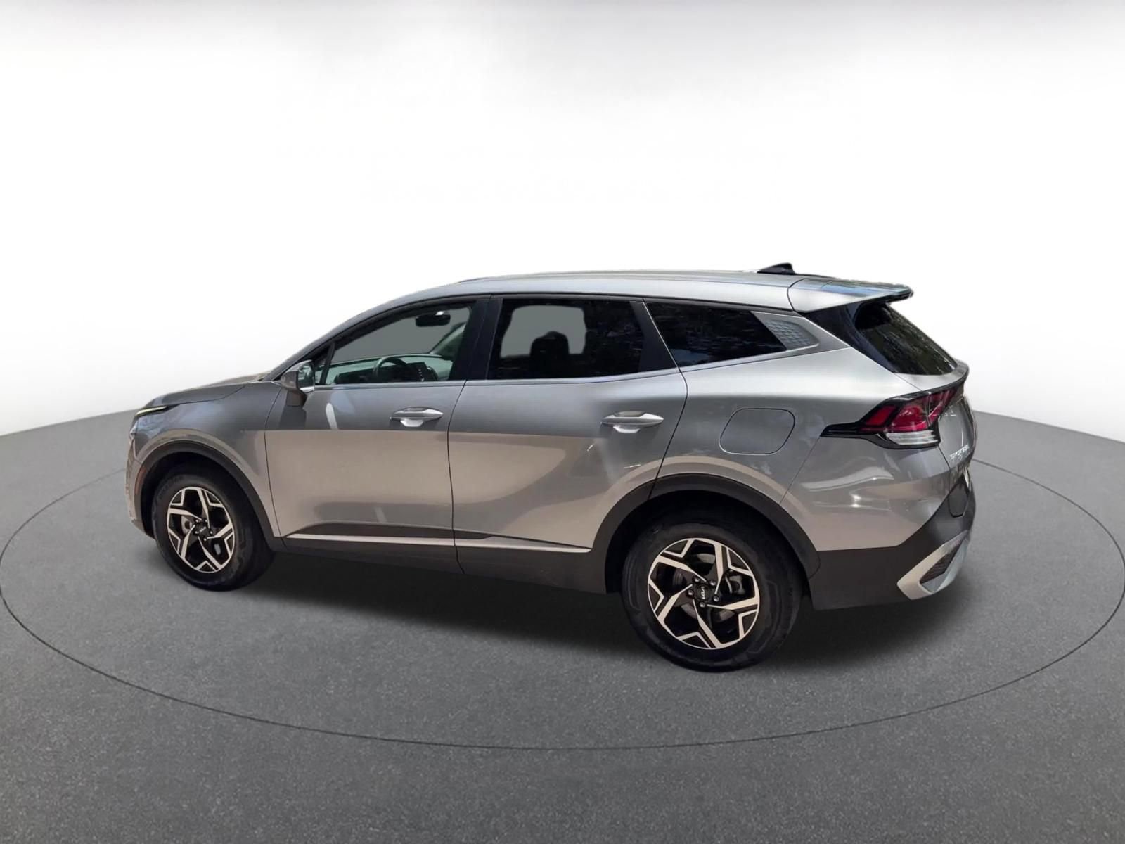 Thumbnail: 2025 Kia Sportage - 10
