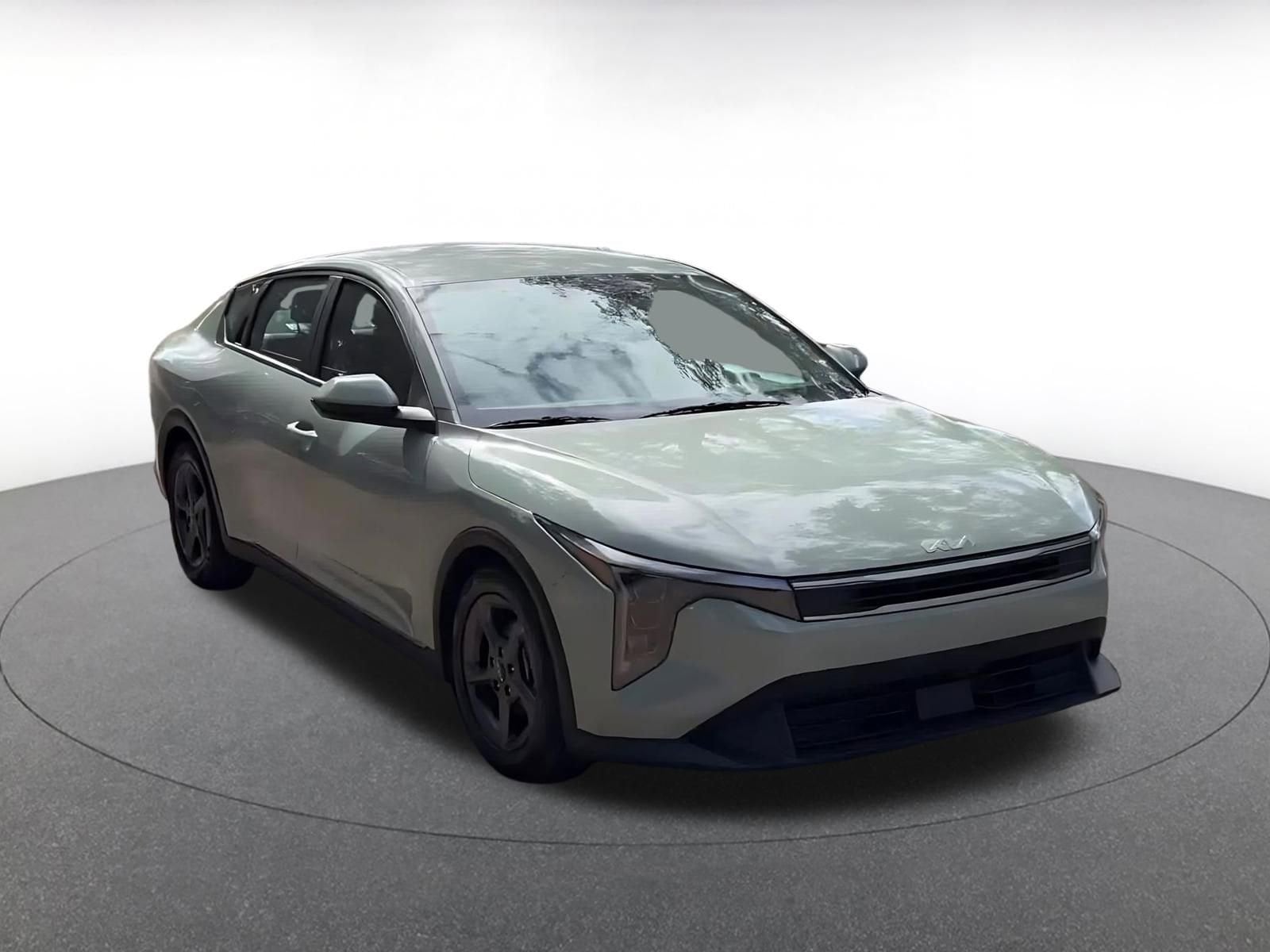 Thumbnail: 2025 Kia K4 - 3