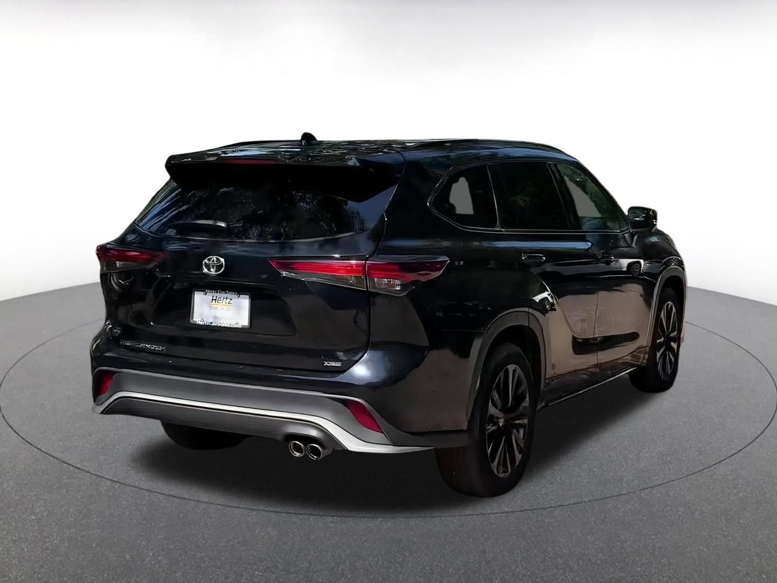 Thumbnail: 2024 Toyota Highlander - 13
