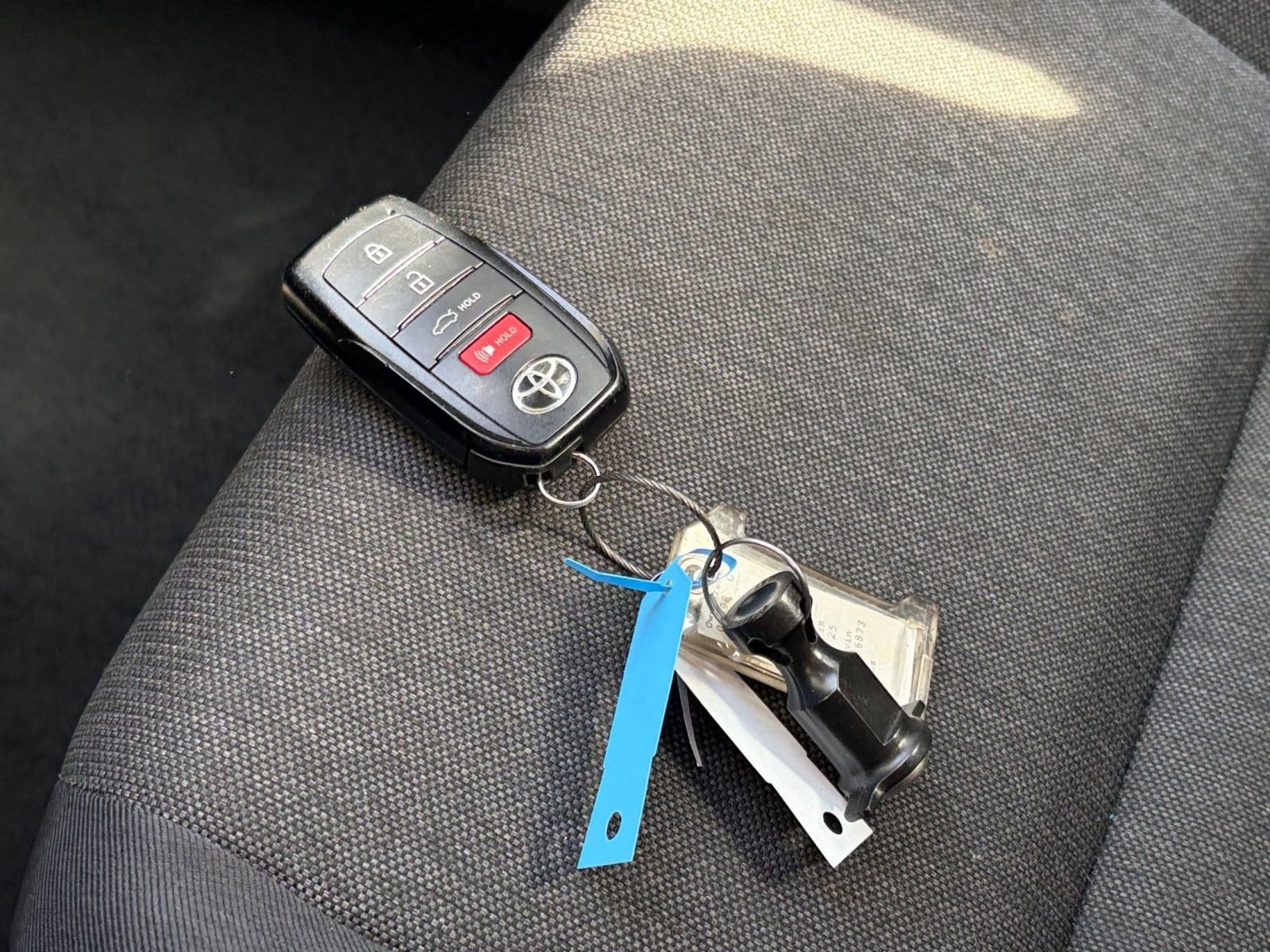 Thumbnail: 2025 Toyota Camry - 18