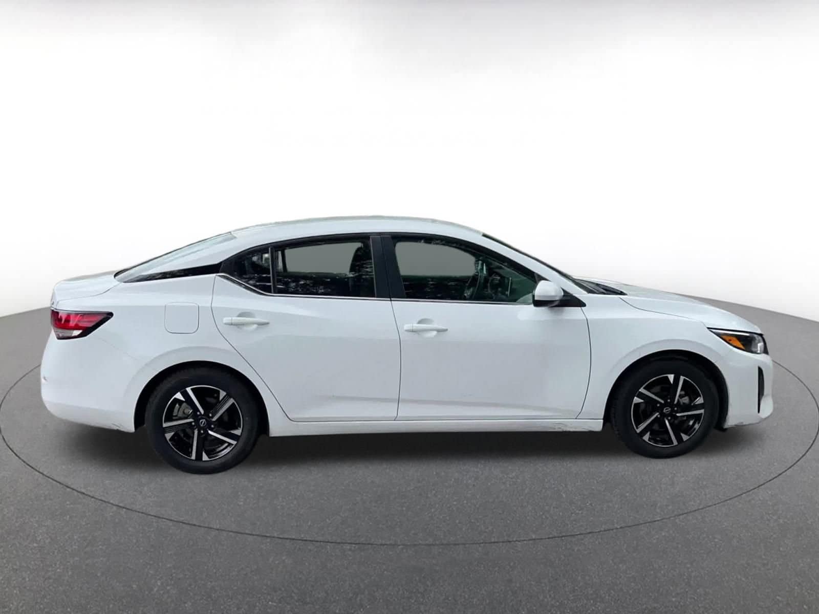 Thumbnail: 2024 Nissan Sentra - 16