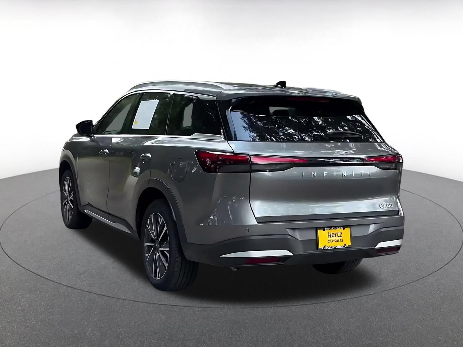 Thumbnail: 2026 INFINITI QX60 - 9