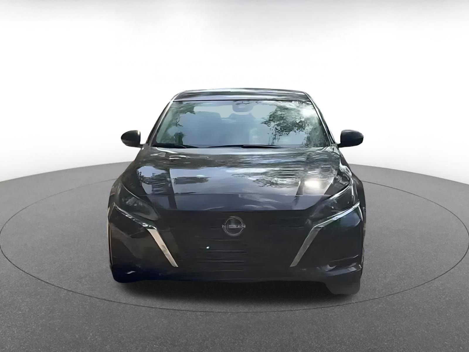 Thumbnail: 2025 Nissan Altima - 4