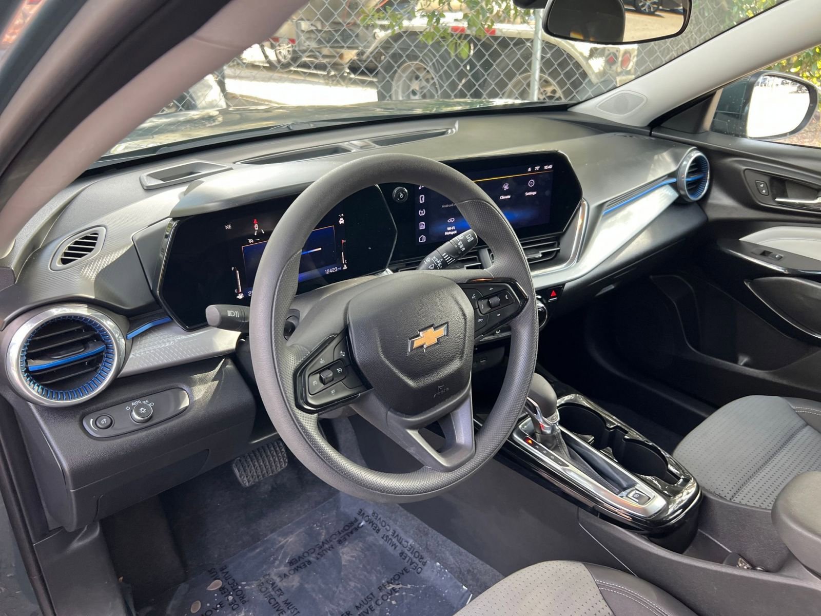 Thumbnail: 2025 Chevrolet Trax - 28