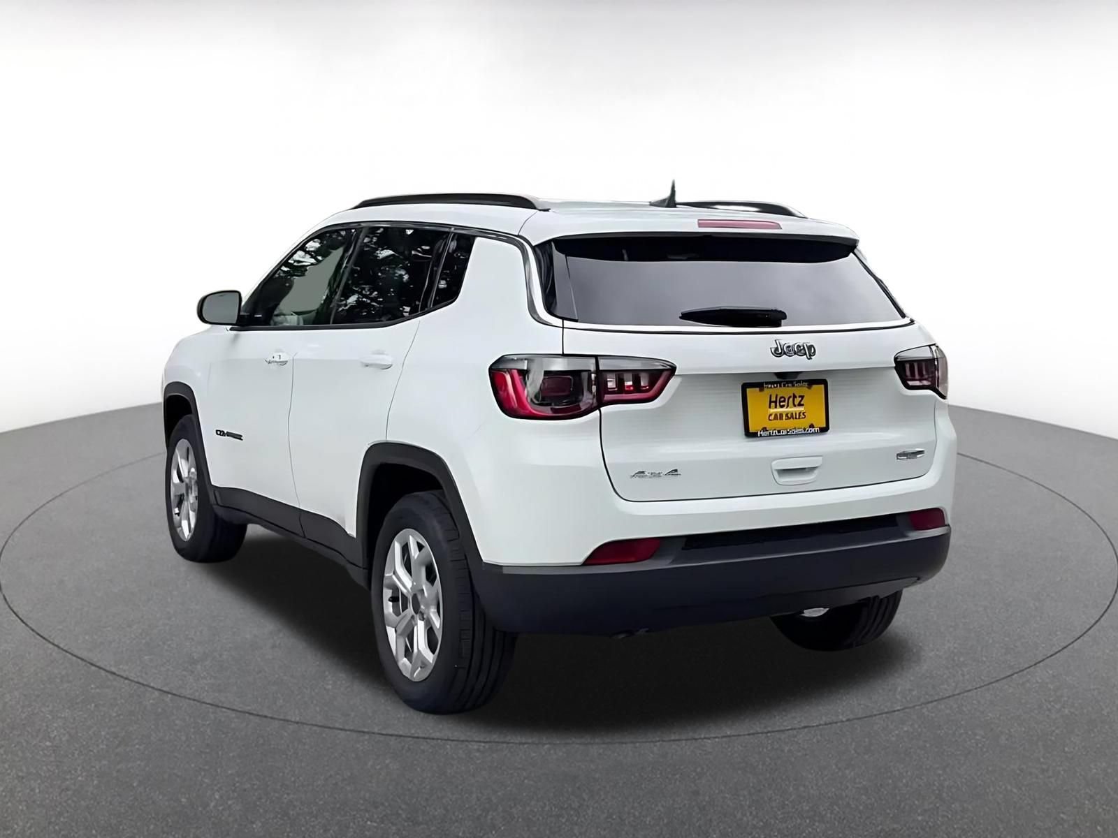 Thumbnail: 2025 Jeep Compass - 10