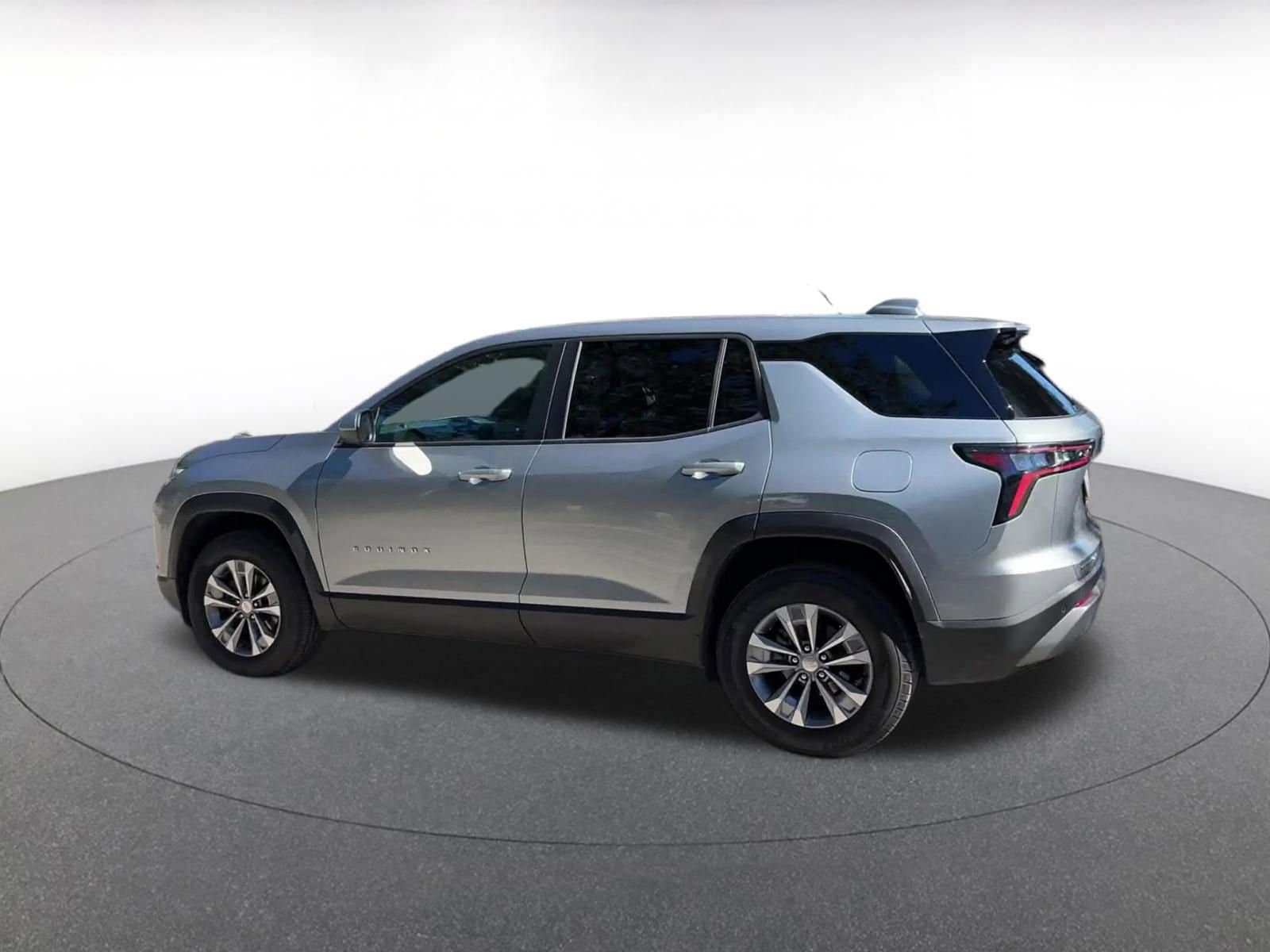 Thumbnail: 2025 Chevrolet Equinox - 10