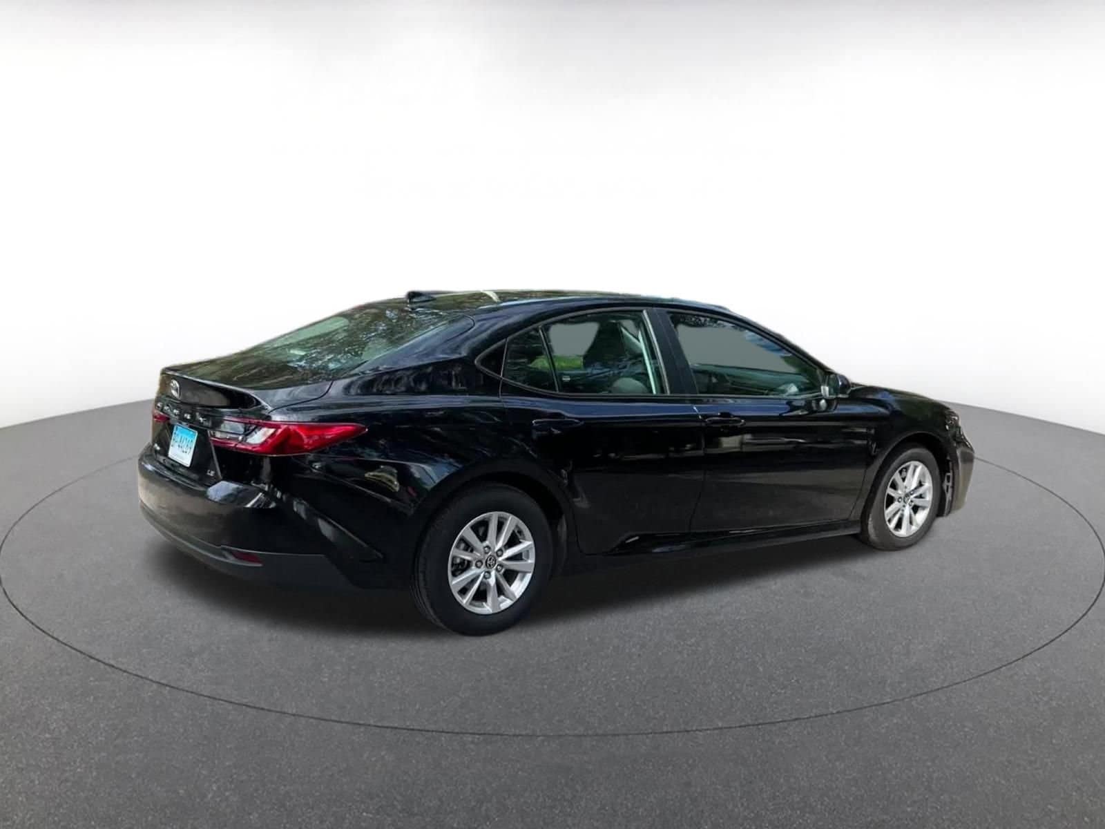 Thumbnail: 2025 Toyota Camry - 15