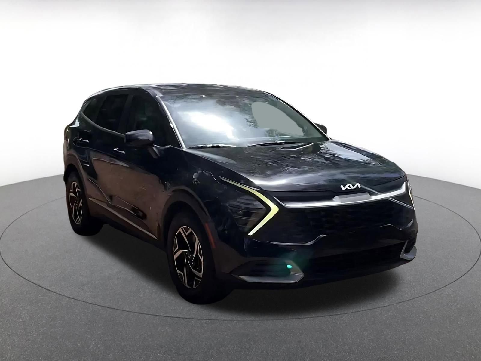 Thumbnail: 2025 Kia Sportage - 3