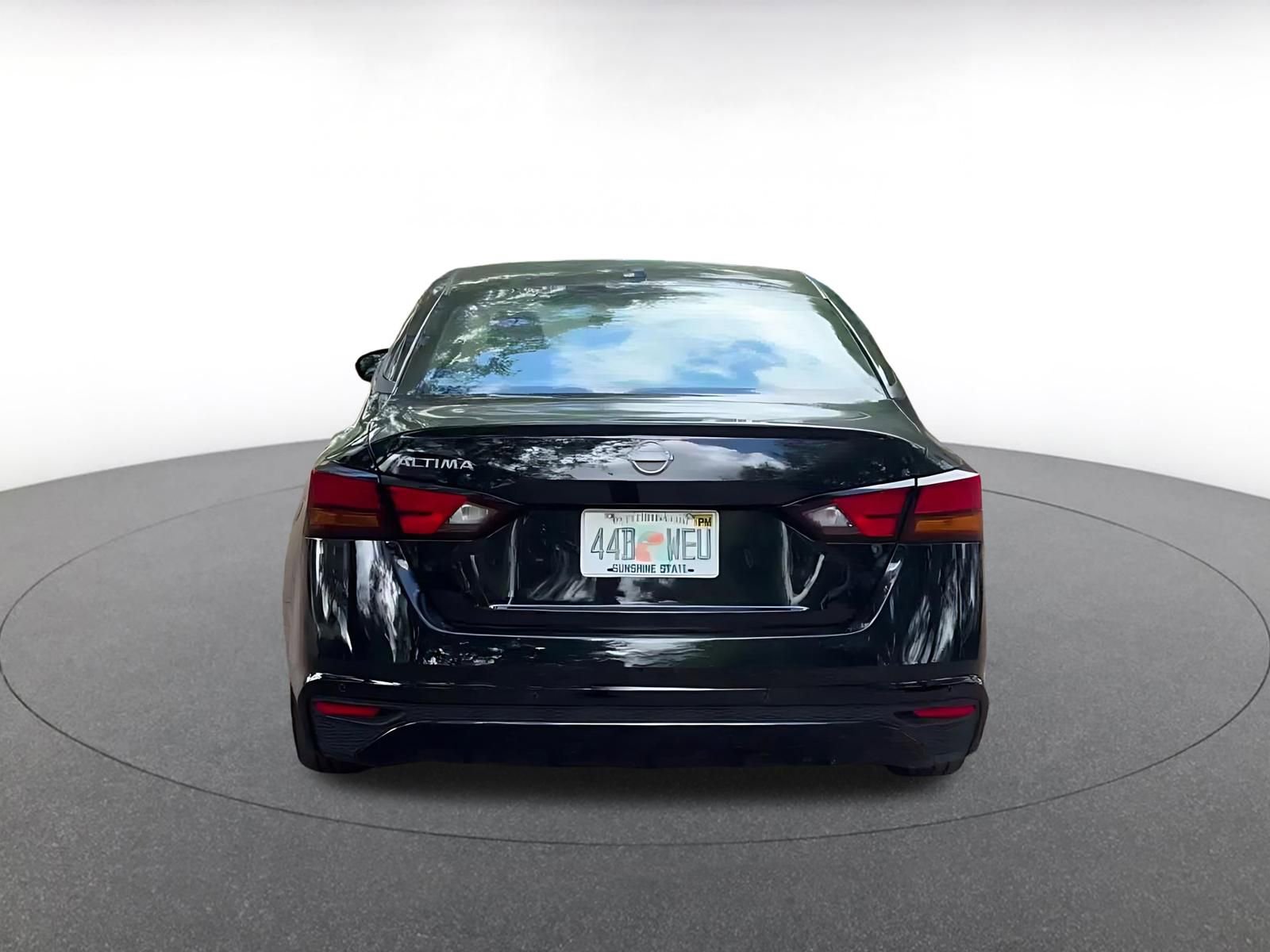 Thumbnail: 2025 Nissan Altima - 14