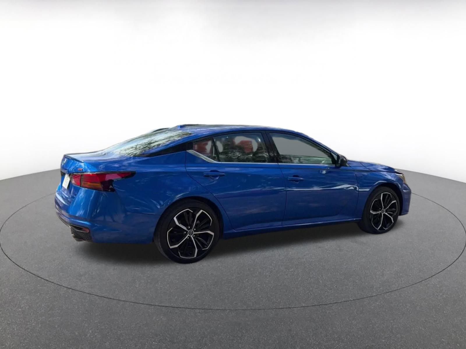 Thumbnail: 2025 Nissan Altima - 14