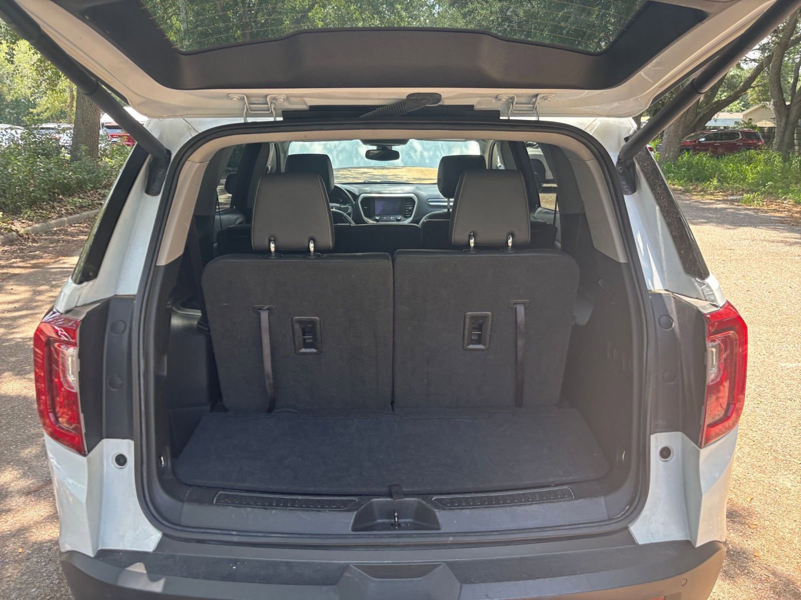 Thumbnail: 2023 GMC Acadia - 24