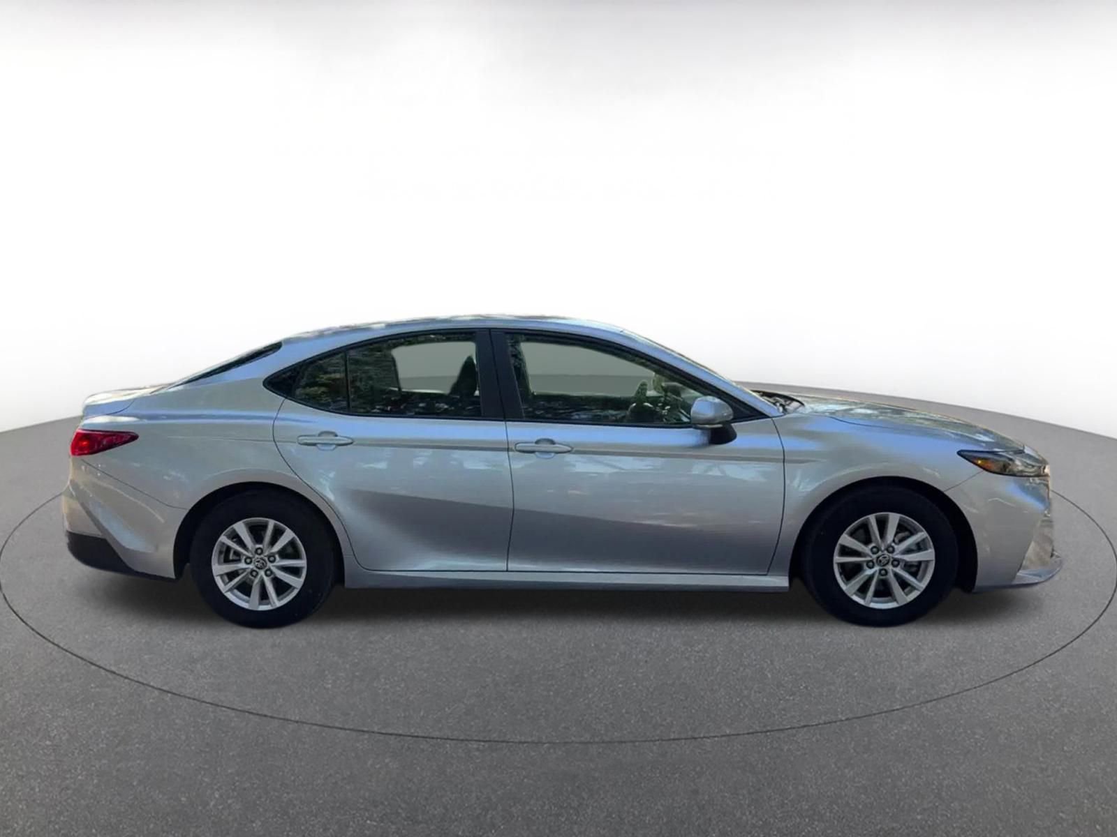 Thumbnail: 2025 Toyota Camry - 16