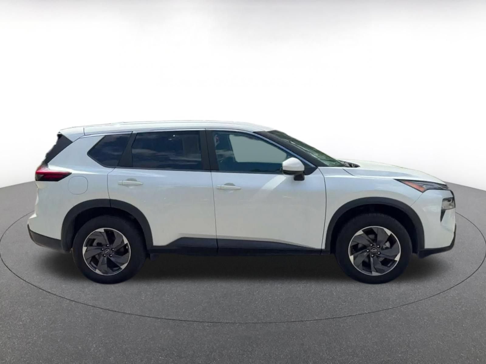 Thumbnail: 2025 Nissan Rogue - 15