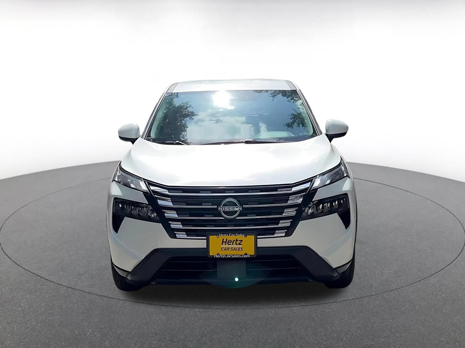 Thumbnail: 2025 Nissan Rogue - 4