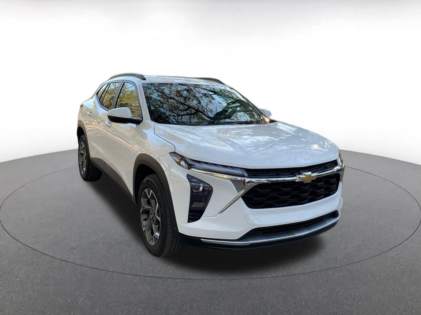Thumbnail: 2025 Chevrolet Trax - 1