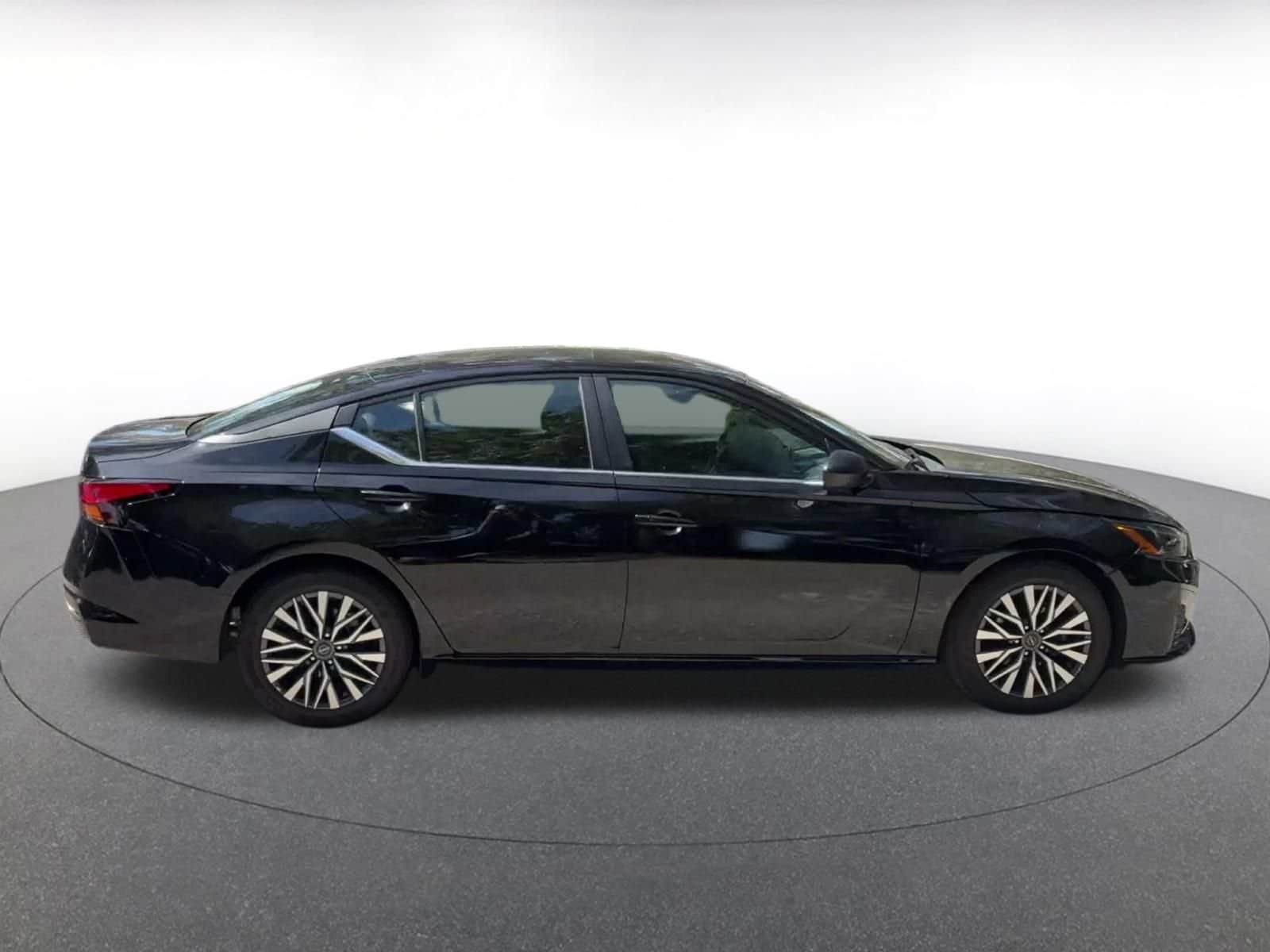 Thumbnail: 2026 Nissan Altima - 13