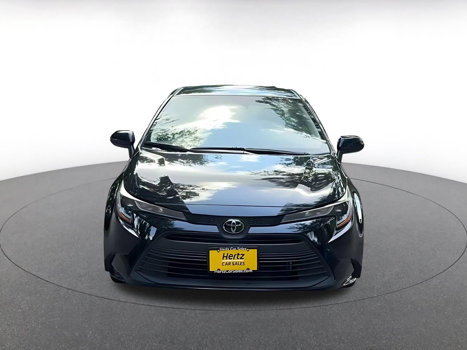 Thumbnail: 2025 Toyota Corolla - 4