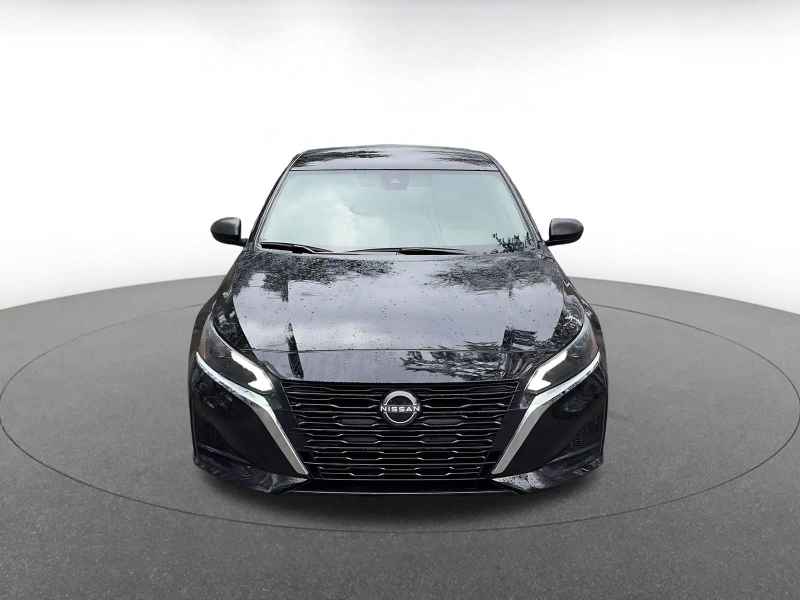 Thumbnail: 2025 Nissan Altima - 4