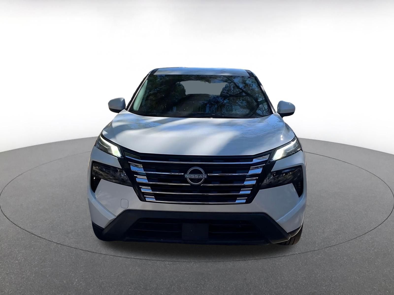 Thumbnail: 2025 Nissan Rogue - 2