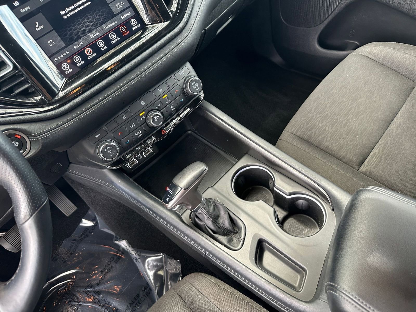Thumbnail: 2023 Dodge Durango - 35