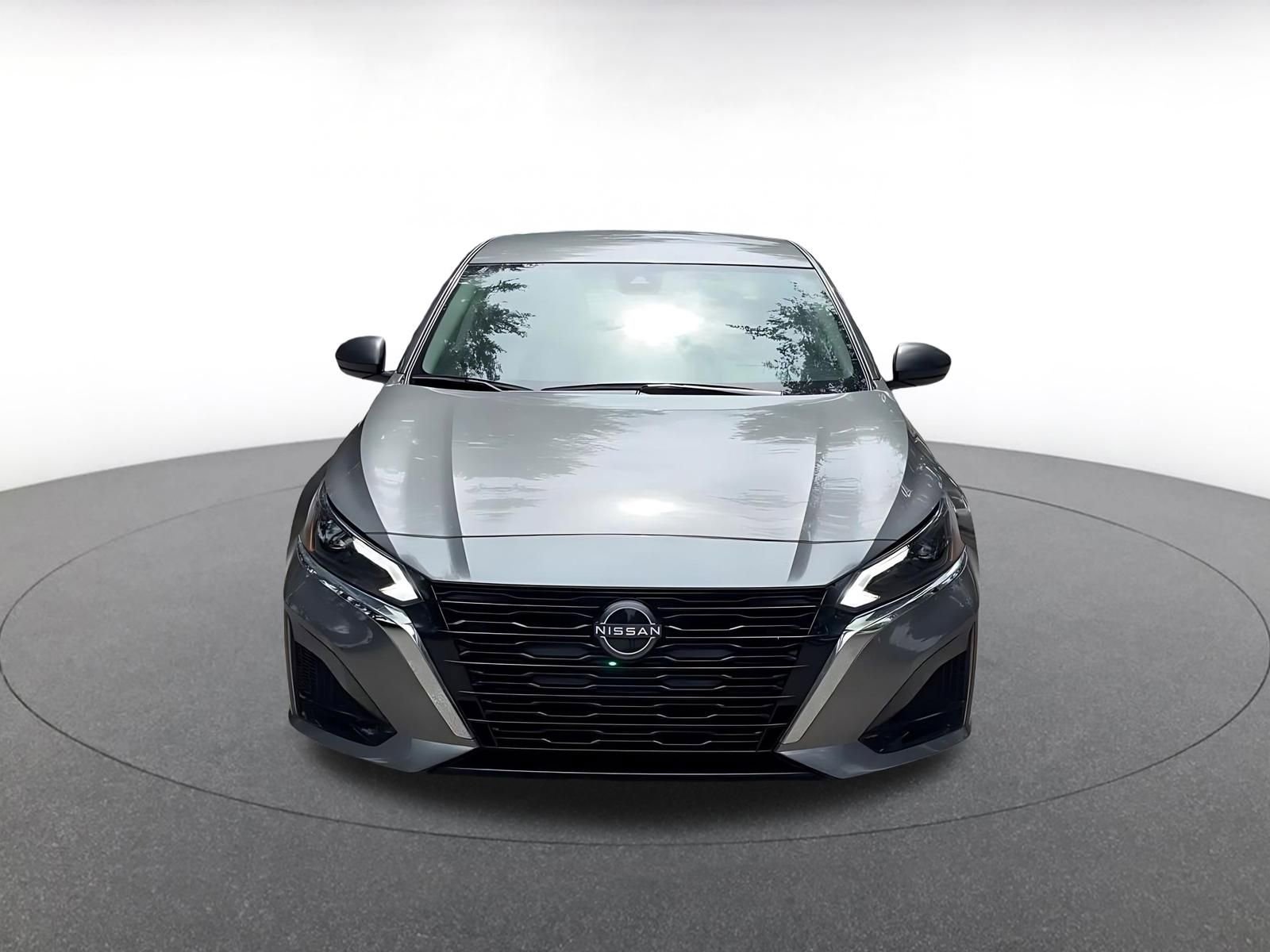 Thumbnail: 2025 Nissan Altima - 4