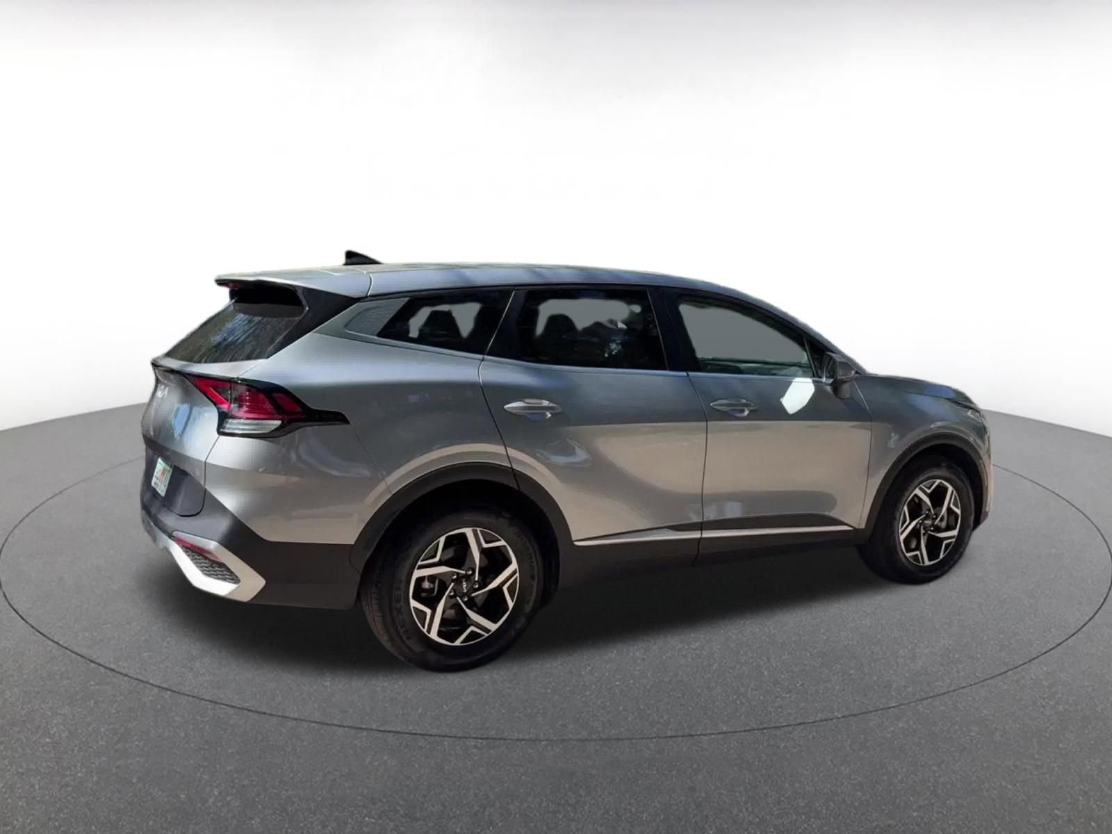 Thumbnail: 2025 Kia Sportage - 17