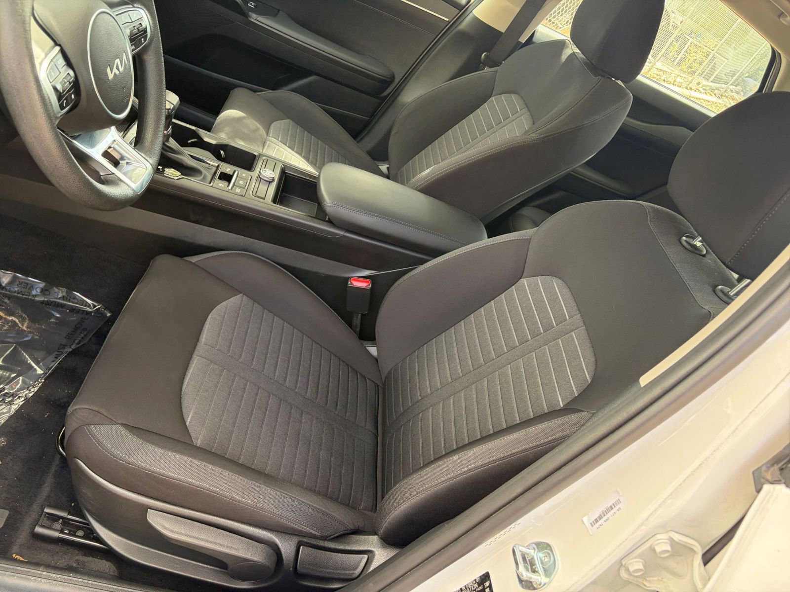 Thumbnail: 2025 Kia K5 - 32