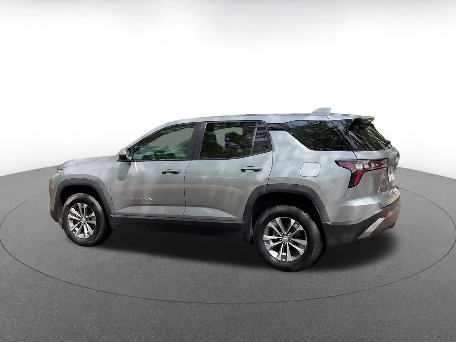 Thumbnail: 2025 Chevrolet Equinox - 10