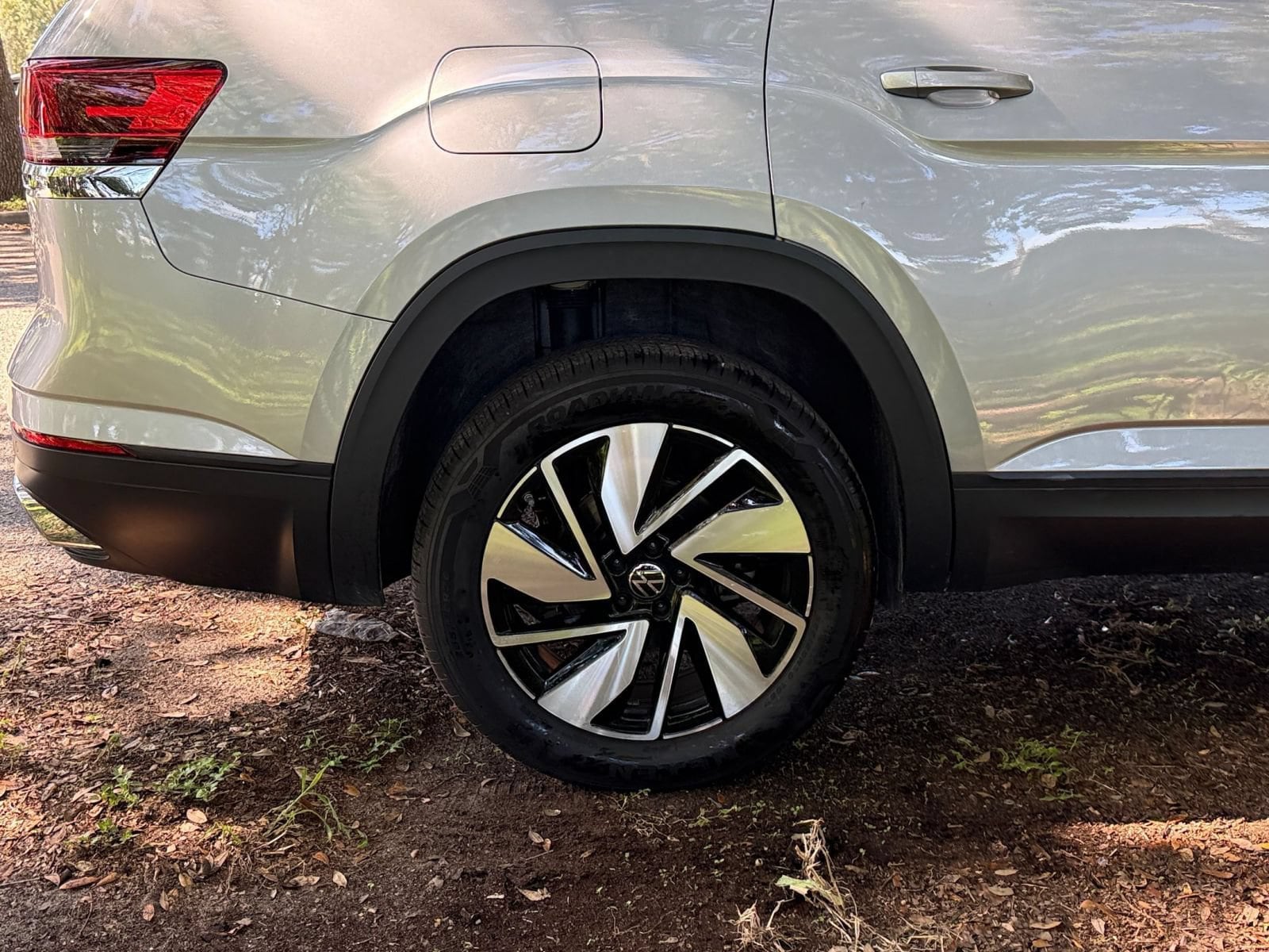 Thumbnail: 2026 Volkswagen Atlas - 29