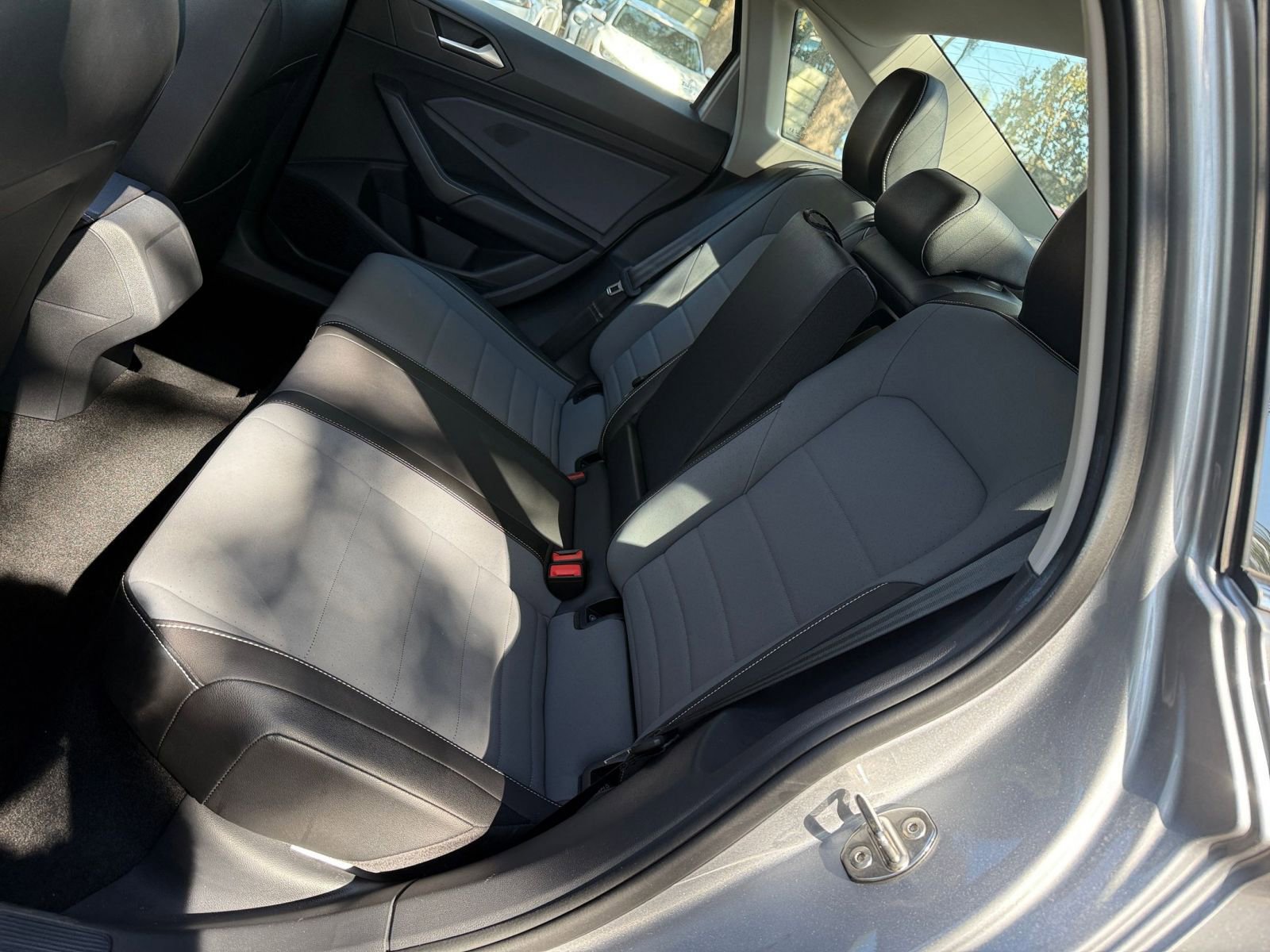 Thumbnail: 2025 Volkswagen Jetta - 21