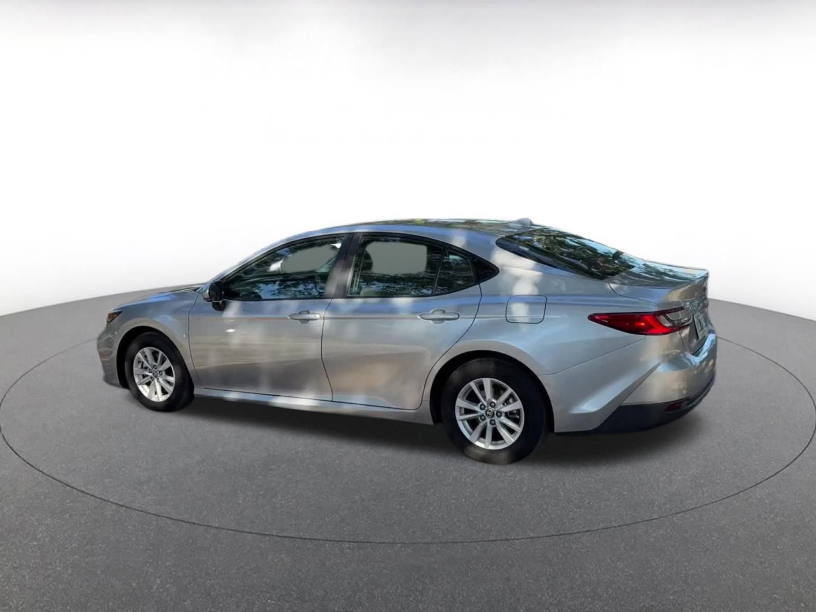 Thumbnail: 2025 Toyota Camry - 10