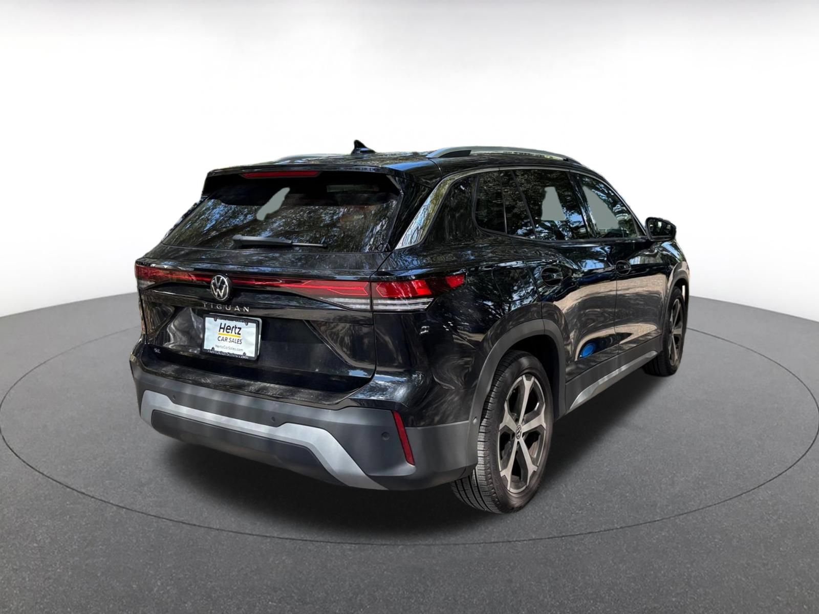 Thumbnail: 2026 Volkswagen Tiguan - 10