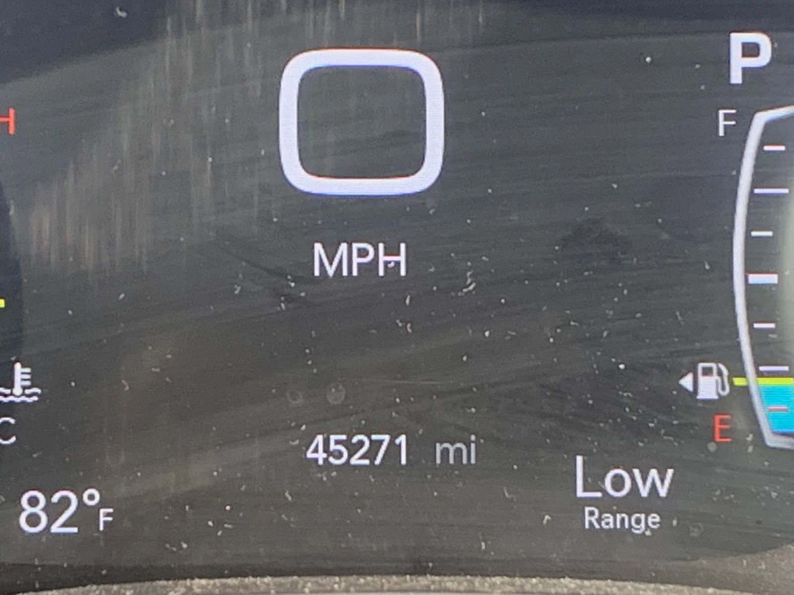 Thumbnail: 2025 Chrysler Pacifica - 9