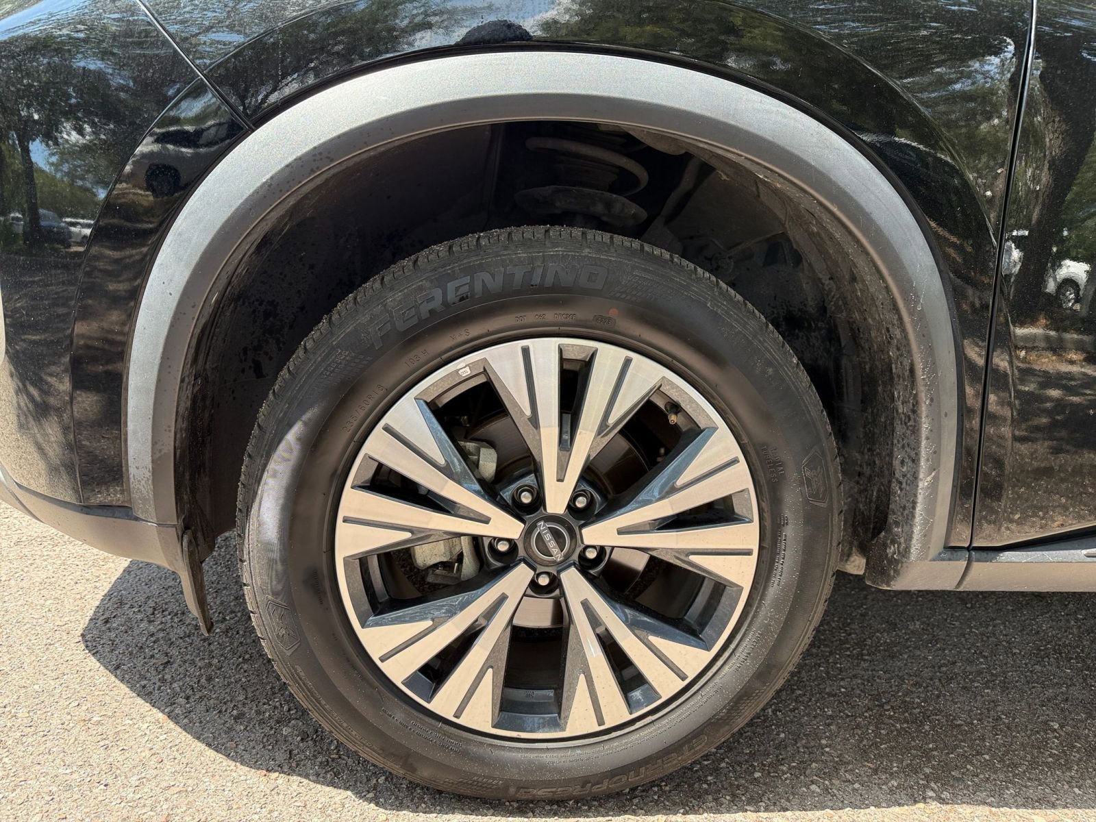 2023 Nissan Rogue SV 23