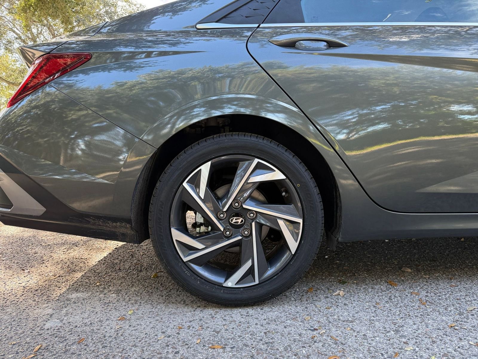 Thumbnail: 2025 Hyundai Elantra - 23