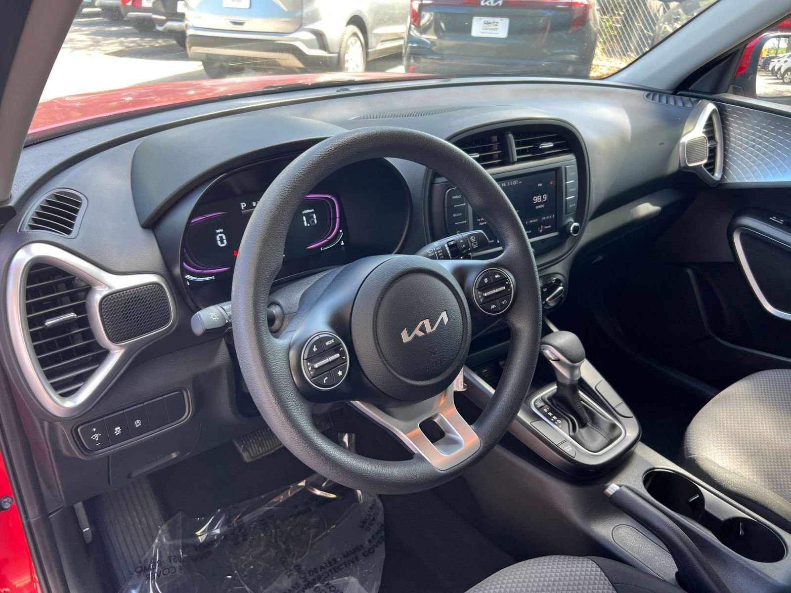 Thumbnail: 2025 Kia Soul - 32