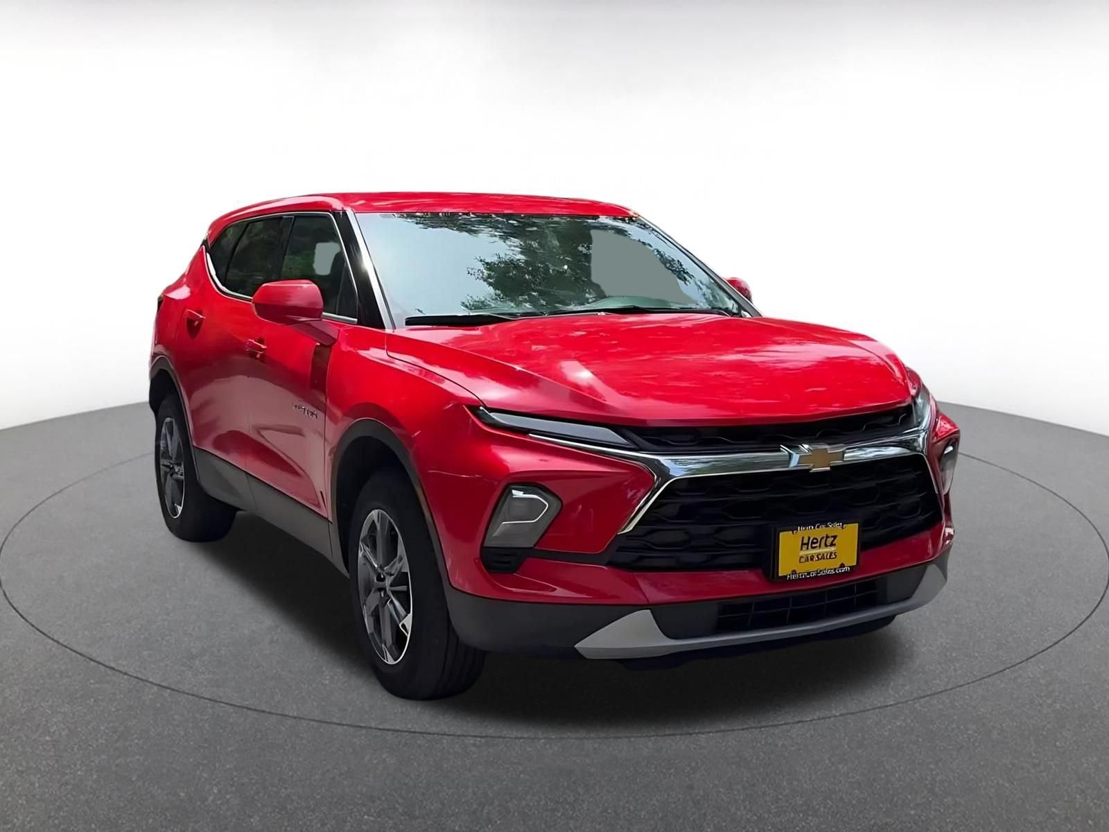 Thumbnail: 2025 Chevrolet Blazer - 3