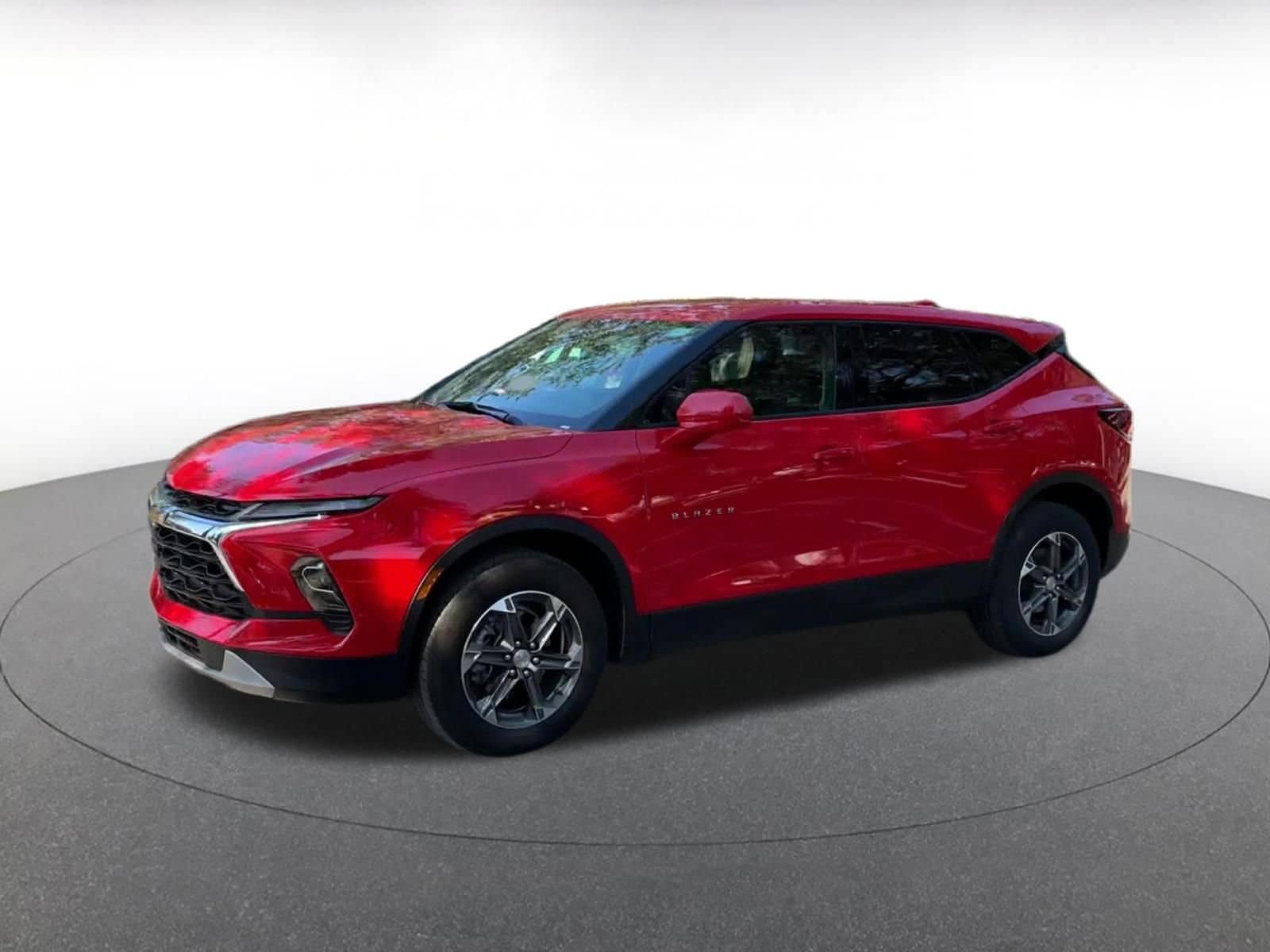 Thumbnail: 2025 Chevrolet Blazer - 8